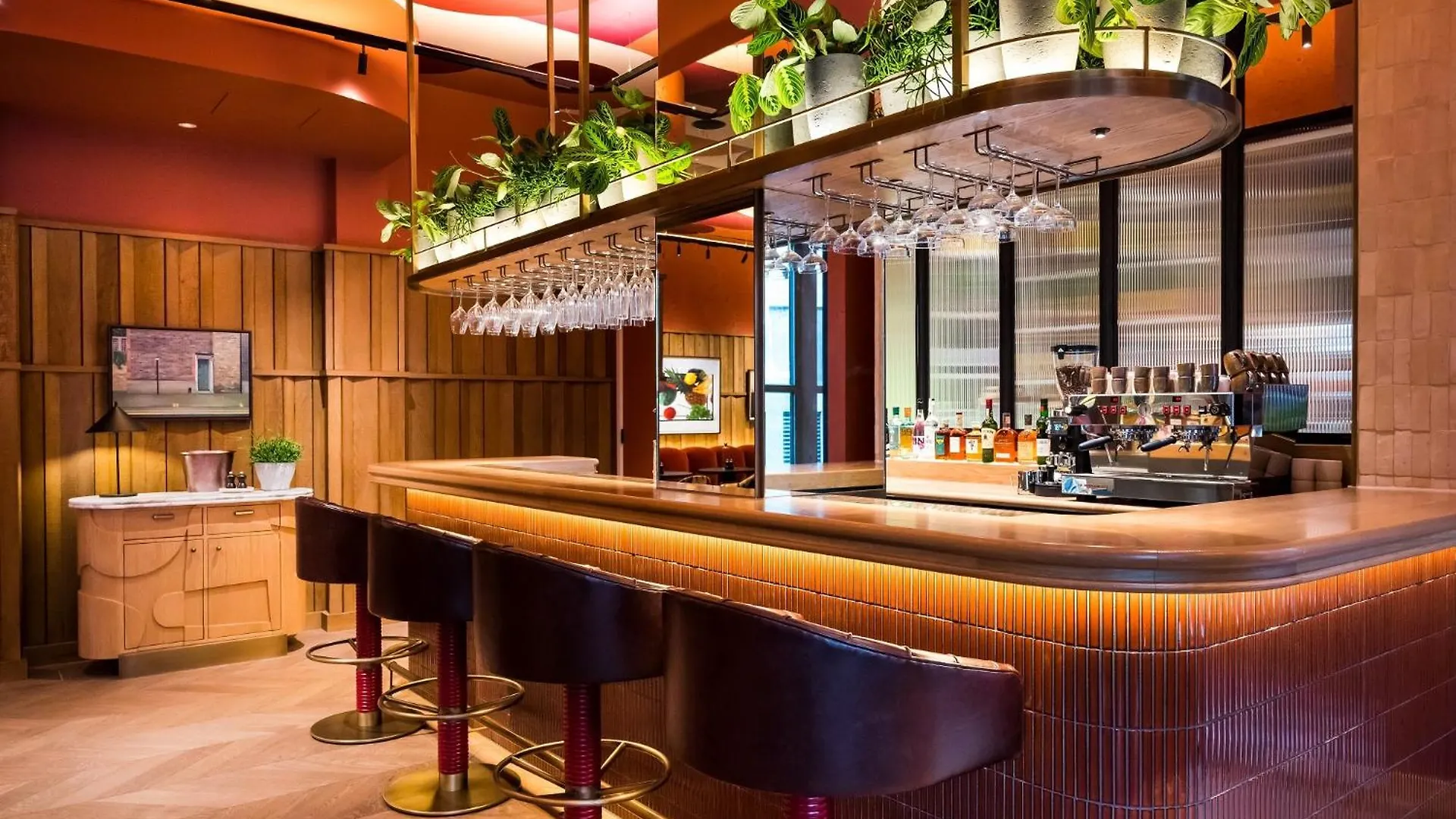 Wilde Aparthotels London Liverpool Street 4*,  Großbritannien